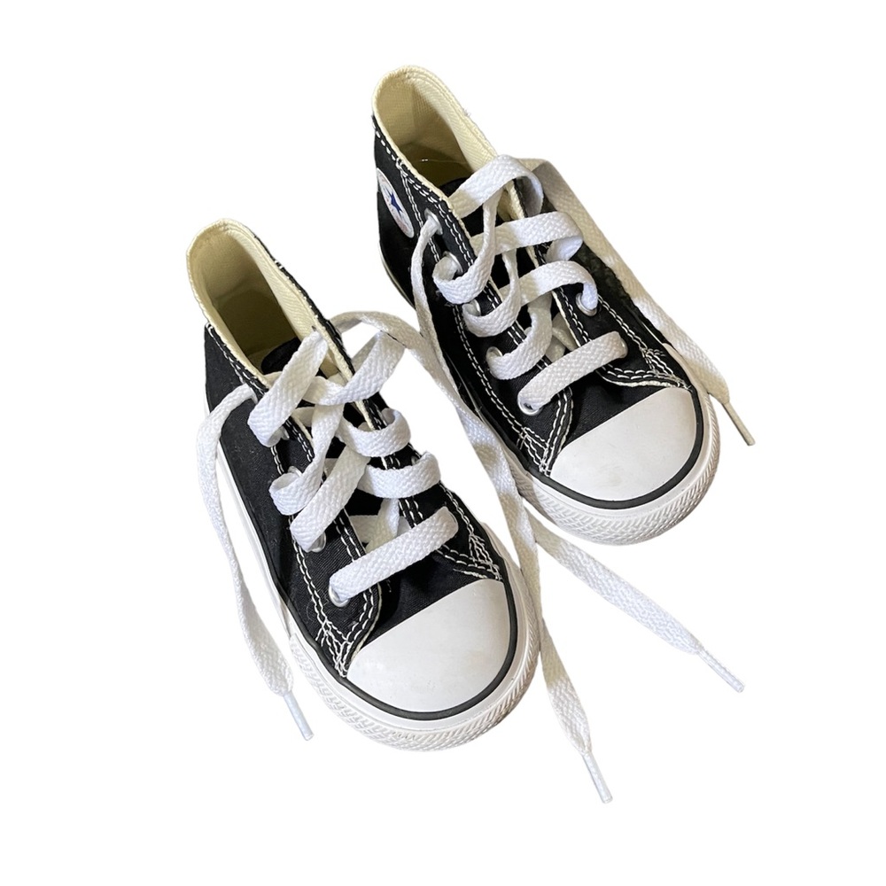 Converse high tops toddler size 6